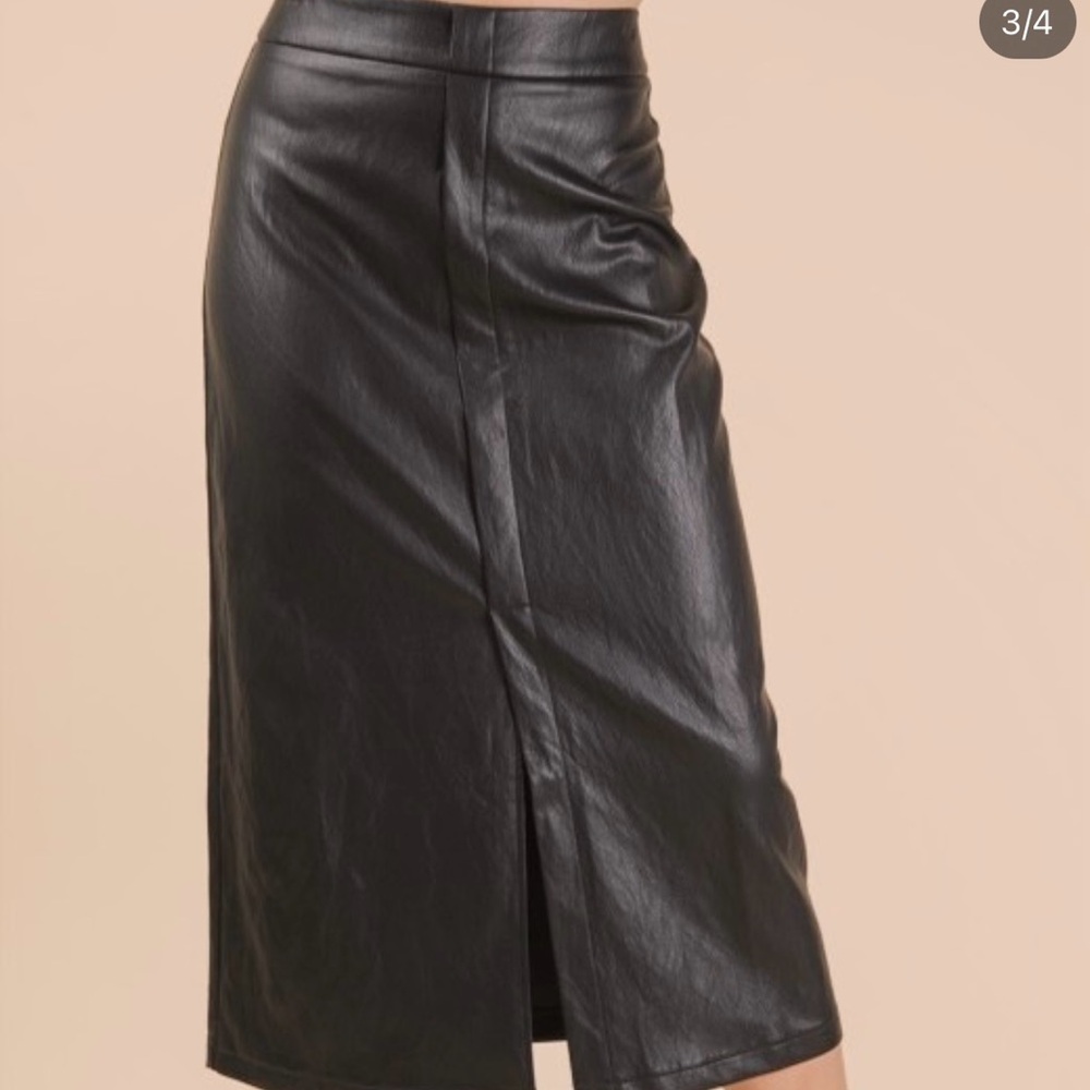 Elegant Black Vegan Leather Skirt